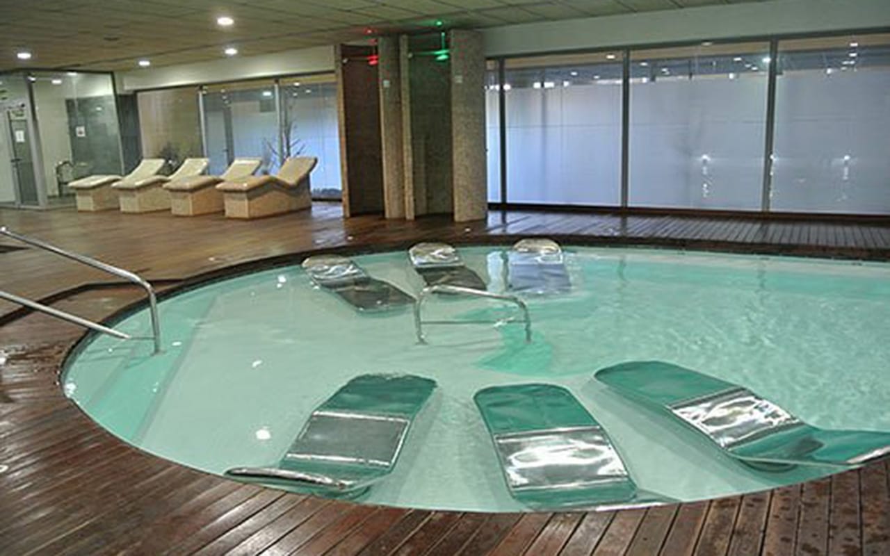+34 635 25 97 12 20210419_183330 Aquafisio muy cerca de Villa Oasis Madrid